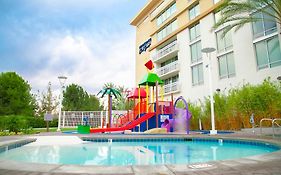 Renaissance Clubsport Aliso Viejo Laguna Beach Hotel 4*